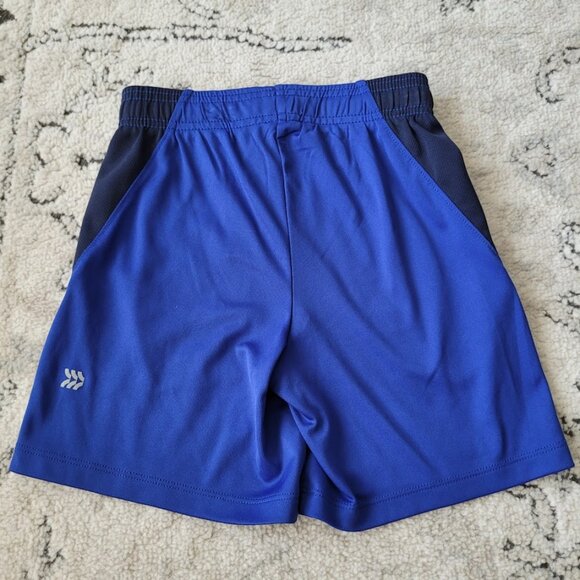 All in Motion shorts set XS 4/5 red/blue - Picture 9 of 9